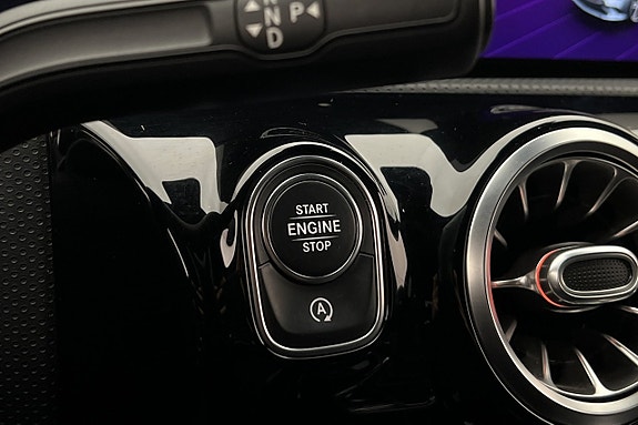 Mercedes-Benz CLA220 21 of 27
