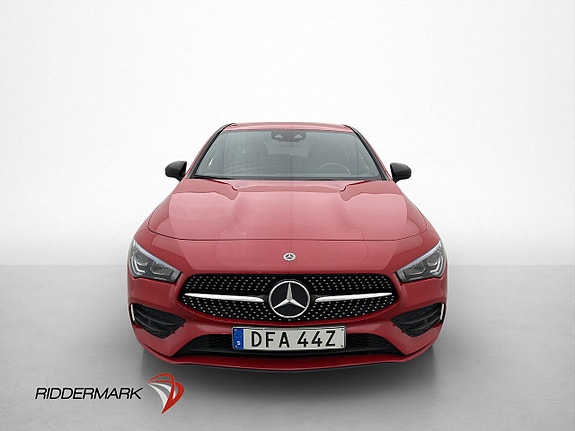 Mercedes-Benz CLA220 2 of 5