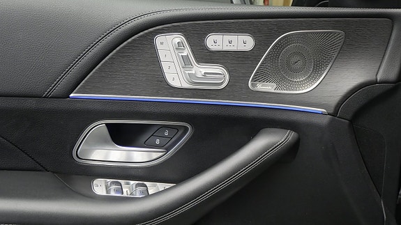 Mercedes-Benz GLE350 de 15 of 27
