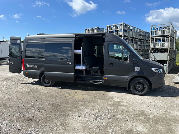 Mercedes-Benz Sprinter 12 of 12