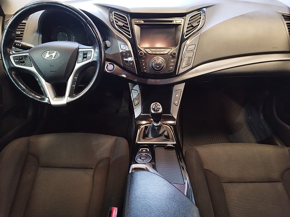 Hyundai i40 11 of 14