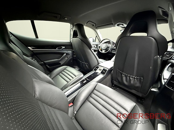 Porsche Panamera 7 of 11