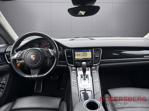Porsche Panamera 8 of 11