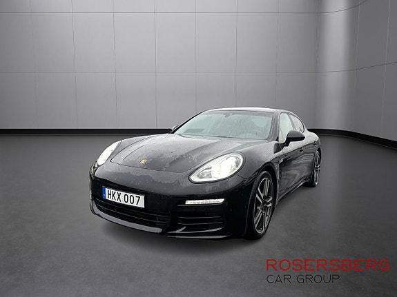 Porsche Panamera 11 of 11