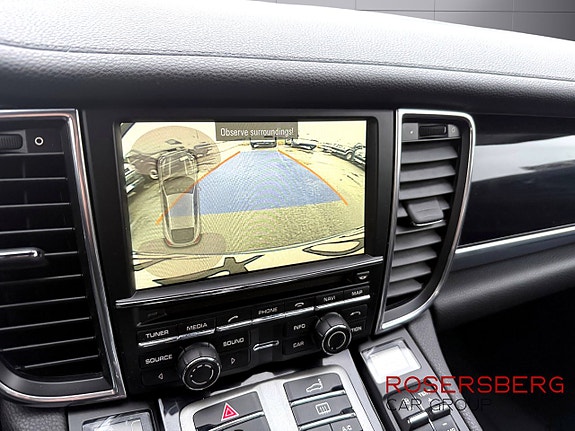 Porsche Panamera 10 of 11