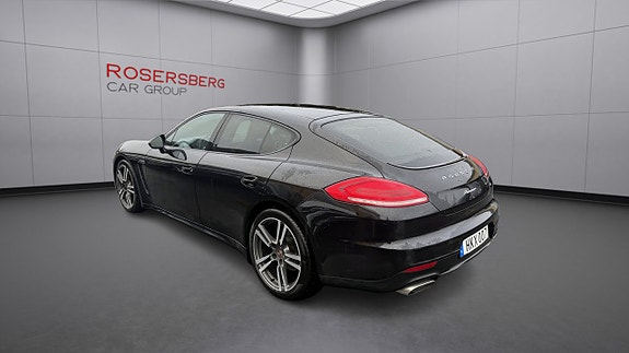 Porsche Panamera 2 of 5