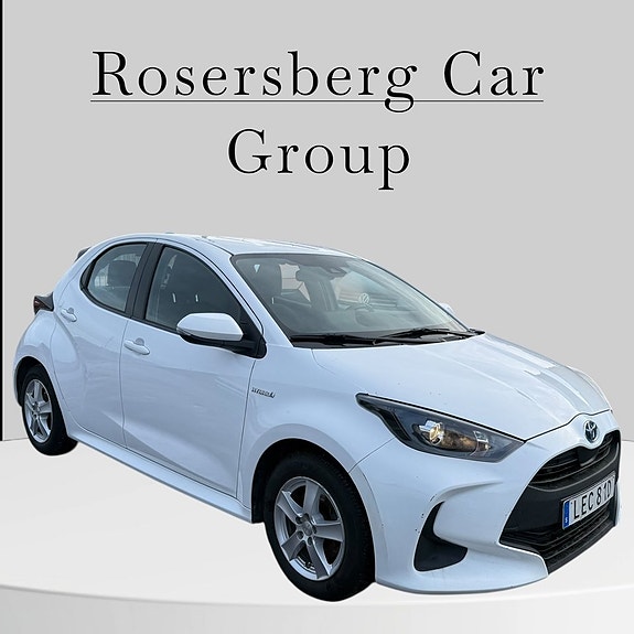 Toyota Yaris 4 of 17