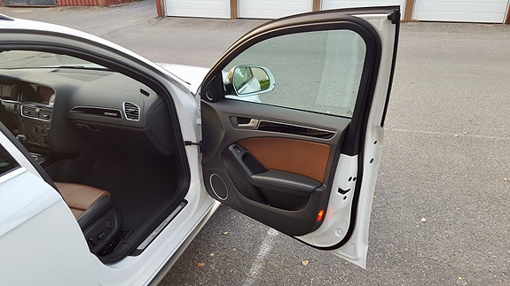 Audi A4 allroad 3 of 5