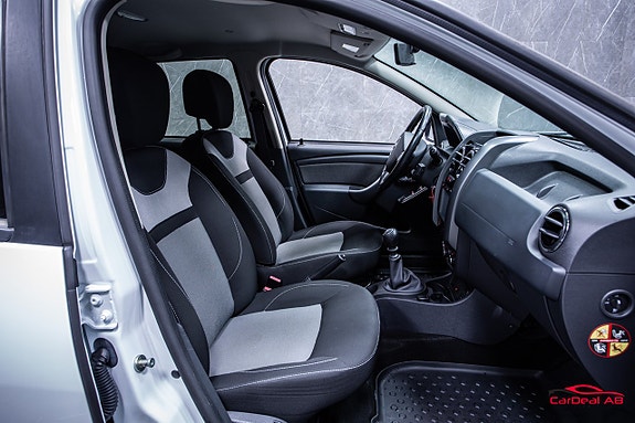 Dacia Duster 16 of 27