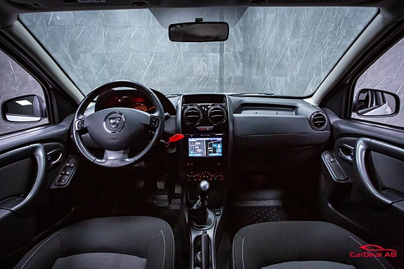 Dacia Duster 13 of 27