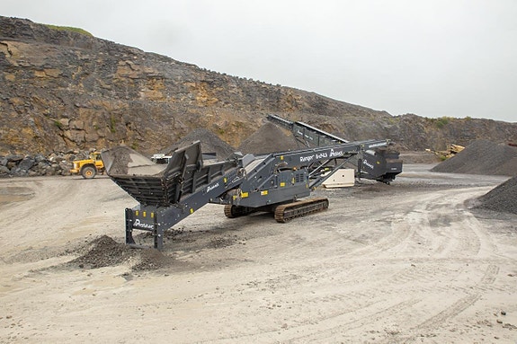 Stackläggare med matarficka 24m Lagermaskin