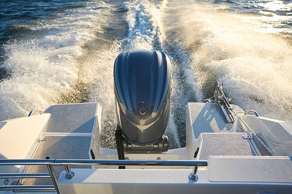 Buster Magnum Cabin 2026 Premium edition med Yamaha F300 XCB 4 of 6