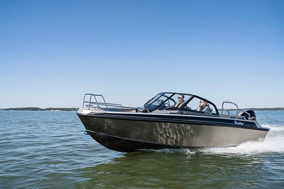 Buster XXL VMAX edition 2026 med Yamaha F150 VMAX