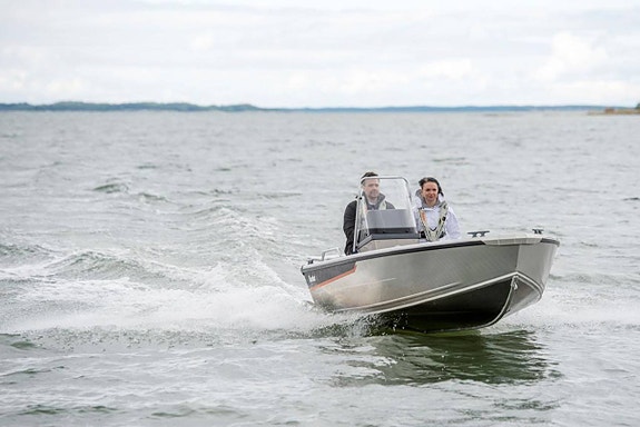 Buster S1 2026 med Yamaha F30 BETL 5 of 5