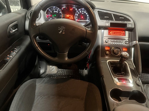 Peugeot 3008 7 of 12