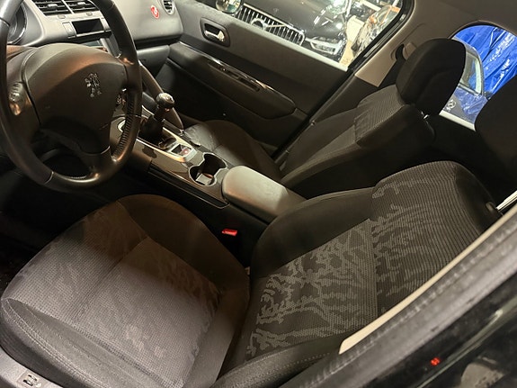 Peugeot 3008 11 of 12
