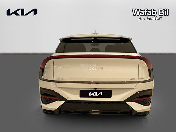 Kia EV6 5 of 20