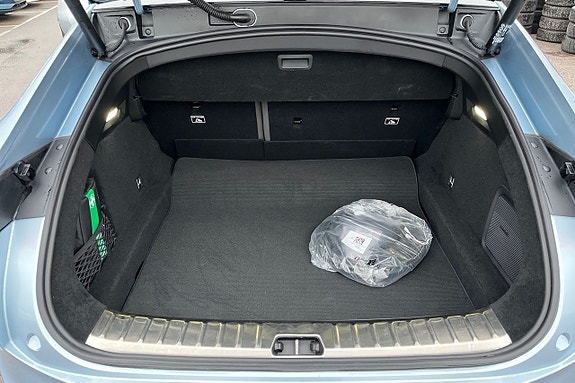 Polestar 4 25 of 27