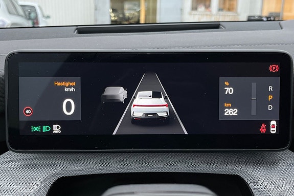 Polestar 4 15 of 27