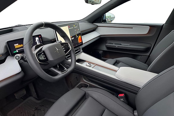 Polestar 4 12 of 27