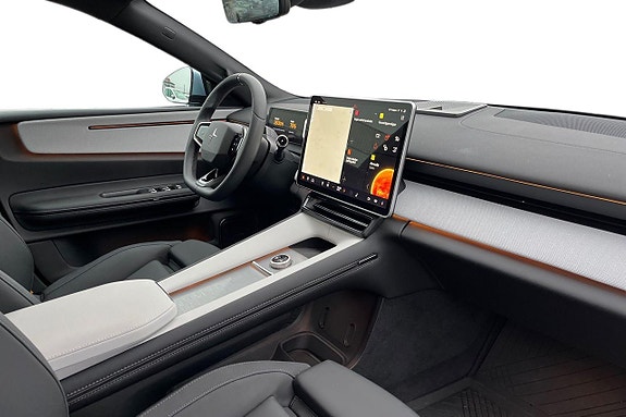 Polestar 4 22 of 27