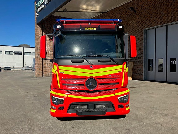 Mercedes-Benz Actros 2143 6 of 14