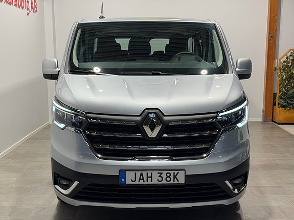 Renault Trafic 6 of 18