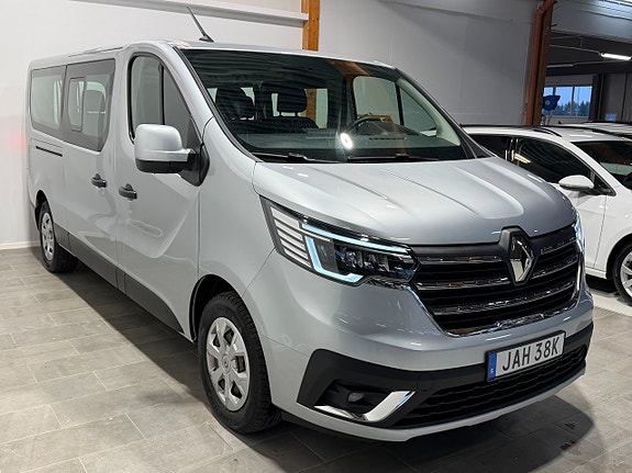 Renault Trafic 5 of 5
