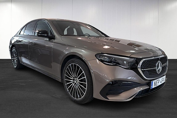 Mercedes-Benz E300 2 of 13
