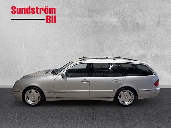 Mercedes-Benz E240 3 of 19