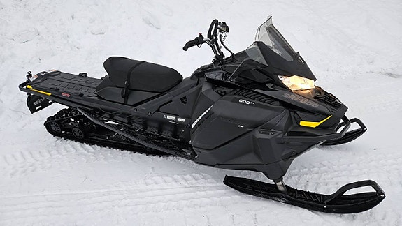 Ski-Doo Tundra 600 EFI -24