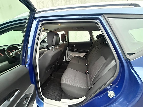 Kia Ceed 13 of 13
