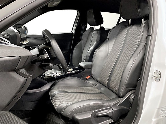 Peugeot 2008 4 of 5