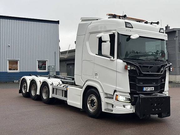 SCANIA NEXTGEN R520 V8 PLOG/SALT TOPPSKICK NYLACKERAD