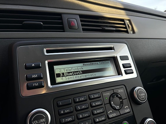 Volvo V70 16 of 22
