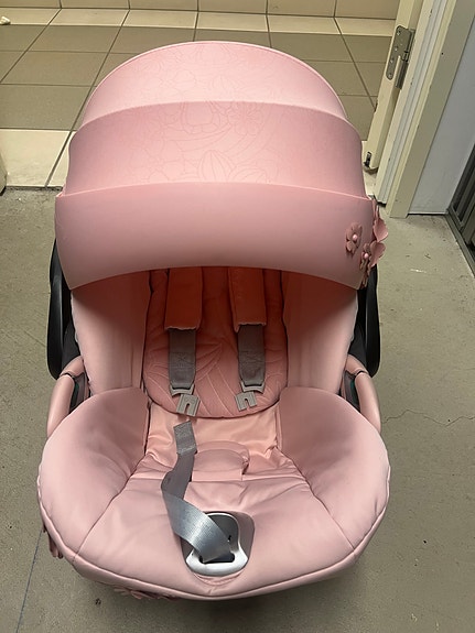 Product image 2 of 9