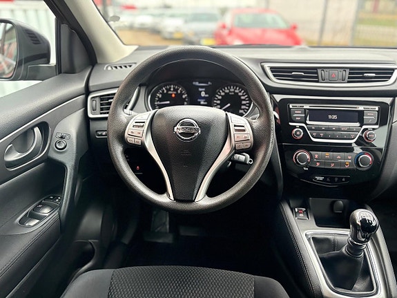 Nissan Qashqai 10 of 23