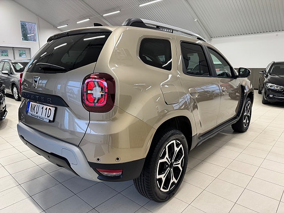 Dacia Duster 2 of 5