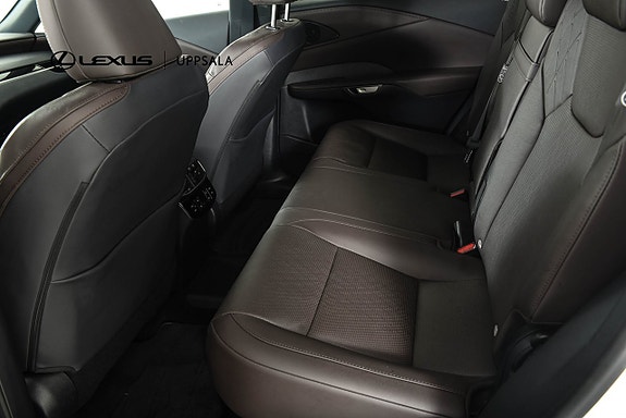 Lexus RX450h+ 7 of 22