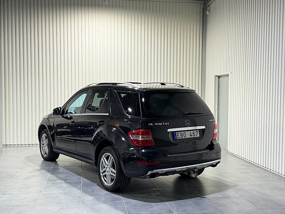 Mercedes-Benz ML350 9 of 22