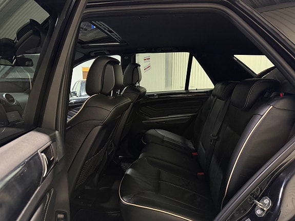 Mercedes-Benz ML350 21 of 22