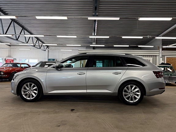 Skoda Superb 7 of 10