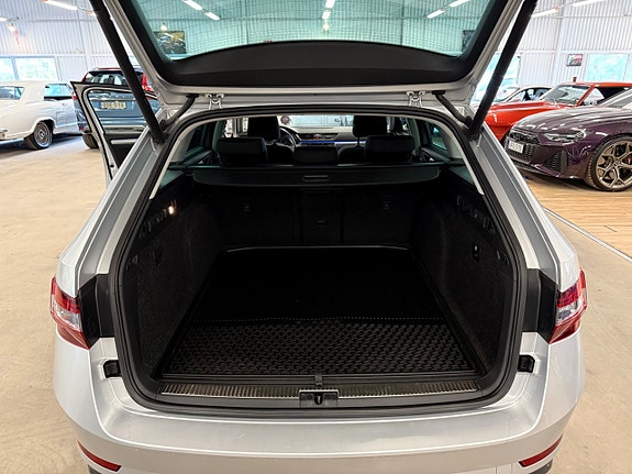 Skoda Superb 10 of 10