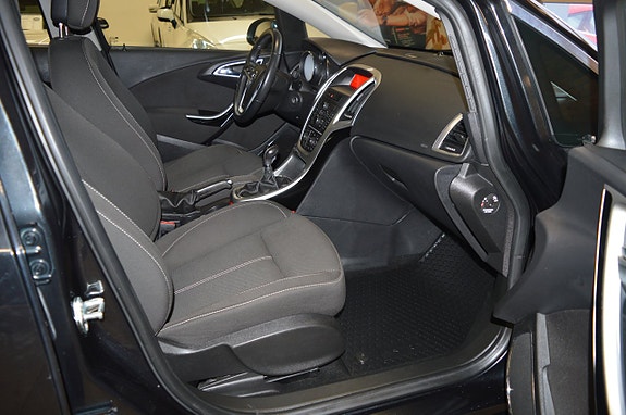 Opel Astra 17 of 21