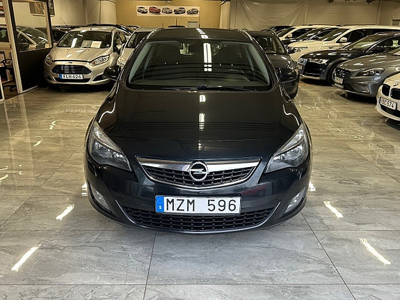 Opel Astra 12 of 21
