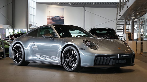 Porsche 911 Carrera GTS