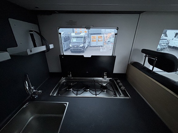 Adria Coral PLUS 670 SL 15 of 21