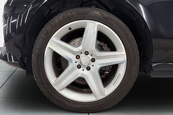 Mercedes-Benz ML350 9 of 19