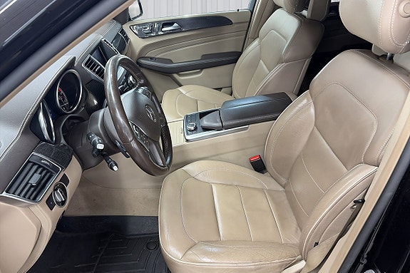 Mercedes-Benz ML350 14 of 19