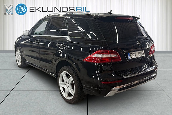 Mercedes-Benz ML350 4 of 19